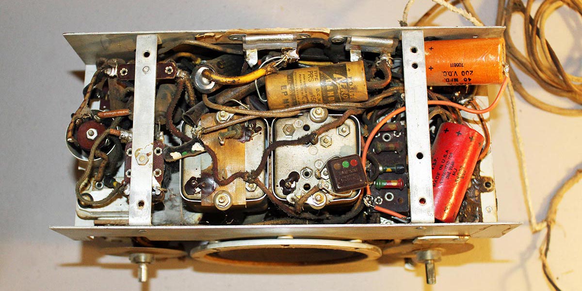 Restoring the Curtain Burner Radio of the Early 1930s