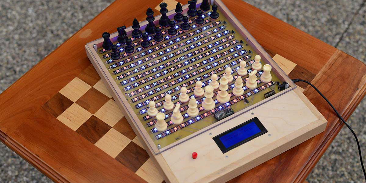An Electronic Chessboard Using RGB LED Strips and Hall Effect Sensors