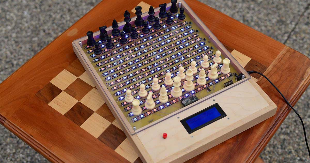 Projection-mapped chessboard (video) [1920x1080] using DGT boards